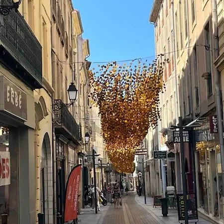 2- 3 Pieces En Plein Coeur De Daire Béziers