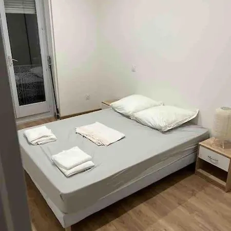 2- 3 Pieces En Plein Coeur De Daire *